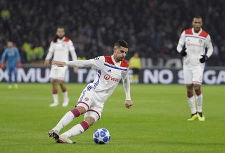 通过他的经 通过他的经