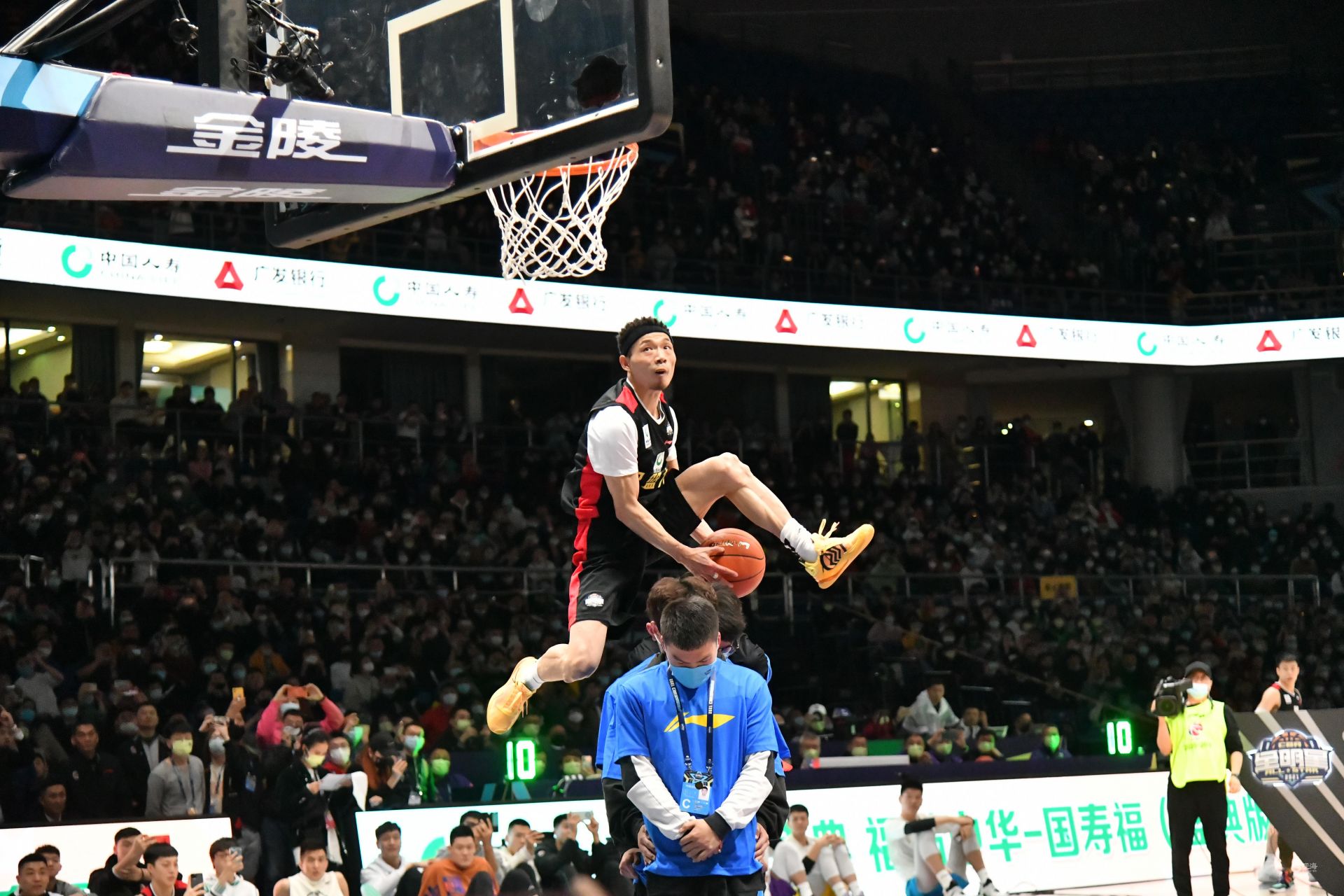 赢下一个总 赢下一个总