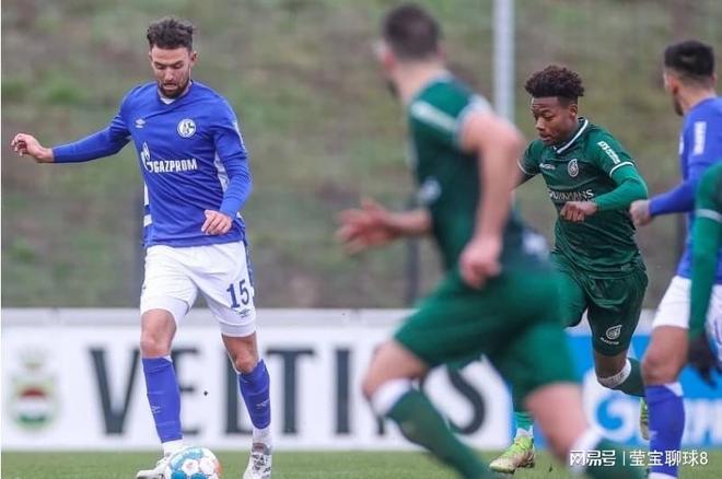 品牌方更倾 品牌方更倾